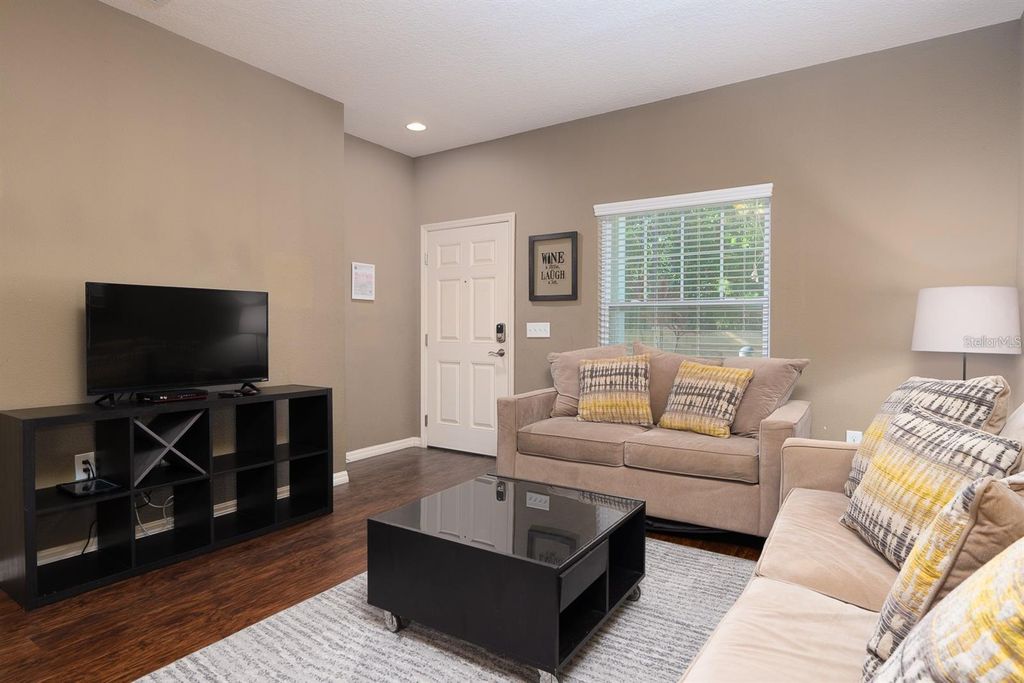 Image 4 of property listing at 8964 SILVER PLACE, Kissimmee, FL 34747