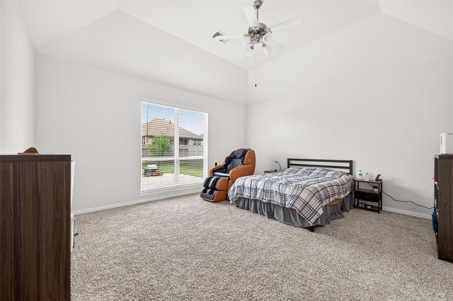270 Little Dog Drive, Montgomery, TX 77356