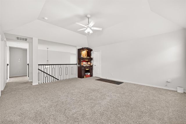 270 Little Dog Drive, Montgomery, TX 77356