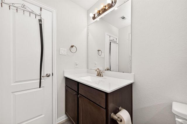 270 Little Dog Drive, Montgomery, TX 77356
