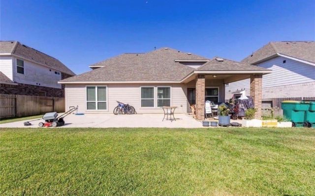 270 Little Dog Drive, Montgomery, TX 77356