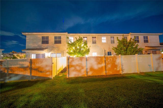 138 SW 171st Way, Pembroke Pines, FL 33027