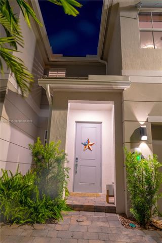 138 SW 171st Way, Pembroke Pines, FL 33027