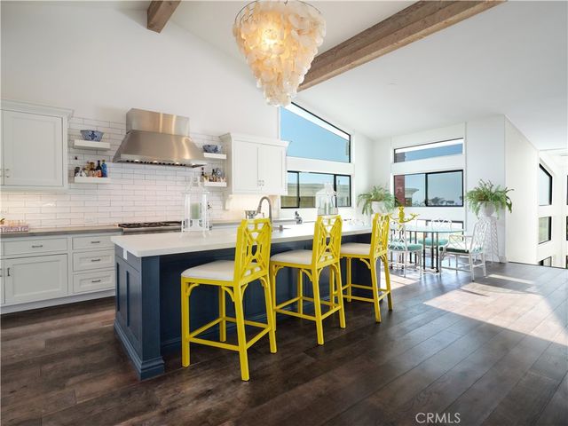 207 S Poinsettia Avenue, Manhattan Beach, CA 90266