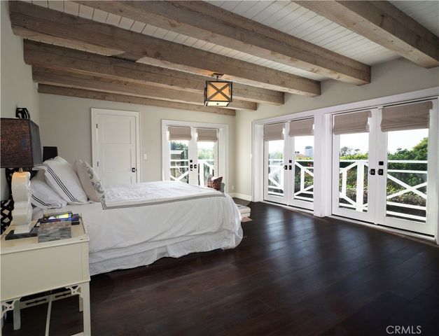 207 S Poinsettia Avenue, Manhattan Beach, CA 90266