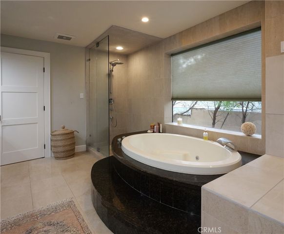 207 S Poinsettia Avenue, Manhattan Beach, CA 90266
