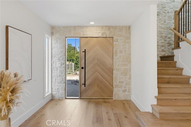 4707 Park Olivo N, Calabasas, CA 91302