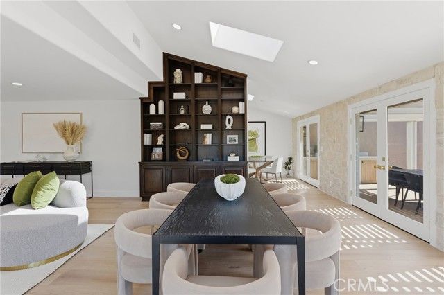 4707 Park Olivo N, Calabasas, CA 91302