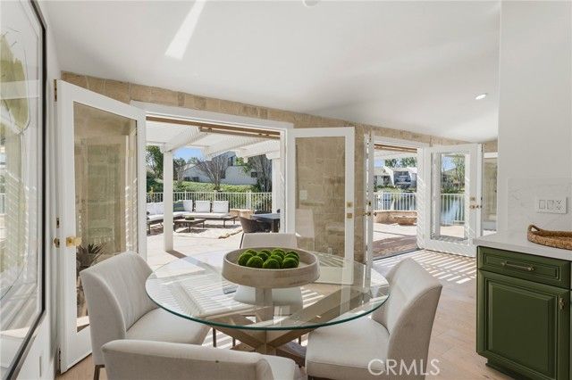 4707 Park Olivo N, Calabasas, CA 91302