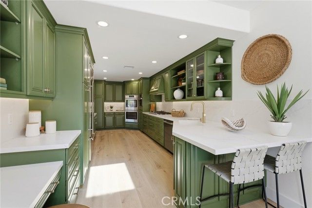 4707 Park Olivo N, Calabasas, CA 91302