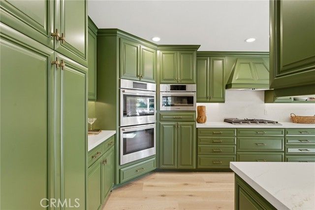 4707 Park Olivo N, Calabasas, CA 91302