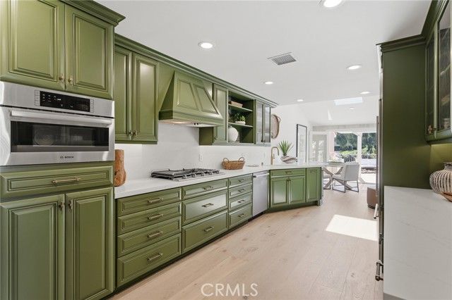 4707 Park Olivo N, Calabasas, CA 91302