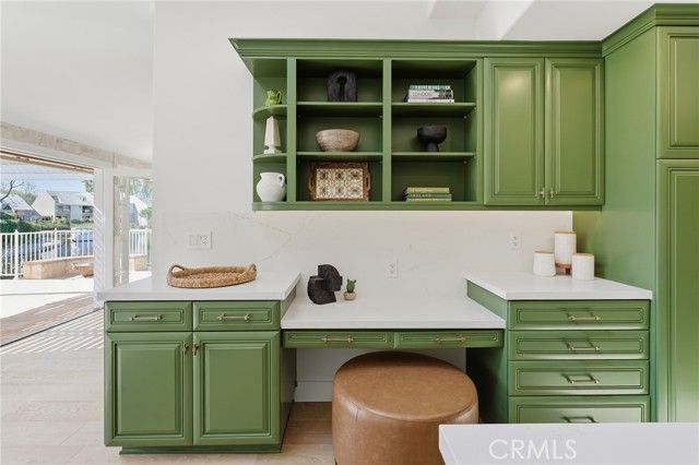 4707 Park Olivo N, Calabasas, CA 91302