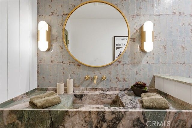 4707 Park Olivo N, Calabasas, CA 91302