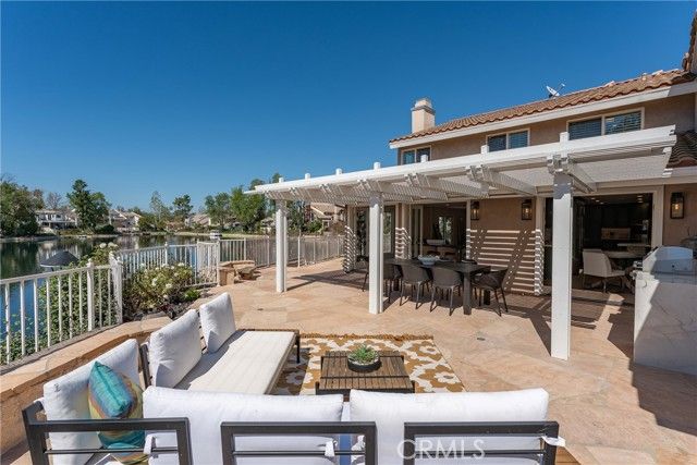 4707 Park Olivo N, Calabasas, CA 91302
