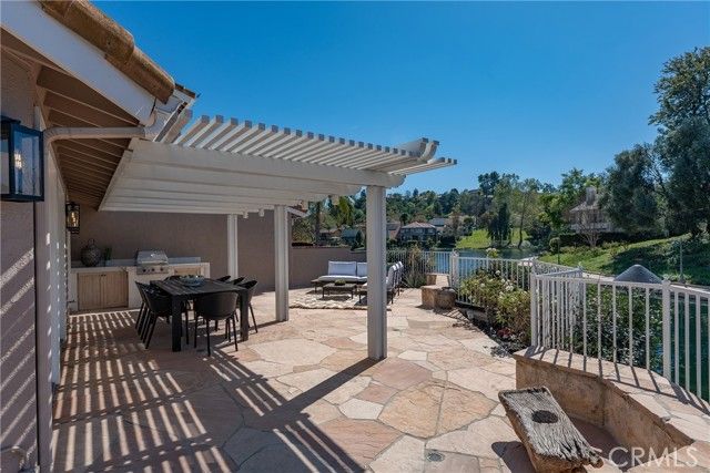 4707 Park Olivo N, Calabasas, CA 91302