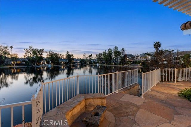 4707 Park Olivo N, Calabasas, CA 91302