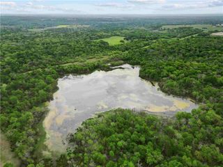 10086 James Cemetery Road, Franklin, TX 77856