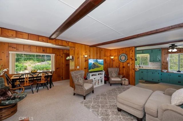 23720 Hillside, Crestline, CA 92325