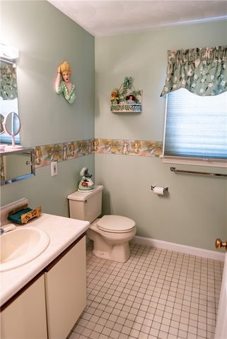 185 Manville Hill Rd Road 506, Cumberland, RI 02864
