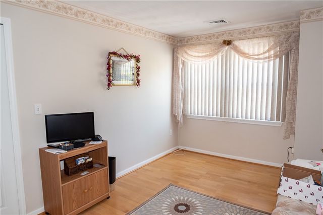185 Manville Hill Rd Road 506, Cumberland, RI 02864