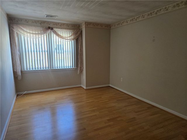 185 Manville Hill Rd Road 506, Cumberland, RI 02864