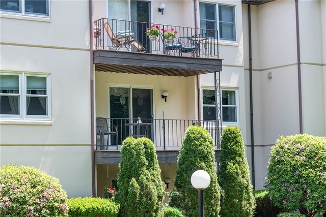 185 Manville Hill Rd Road 506, Cumberland, RI 02864