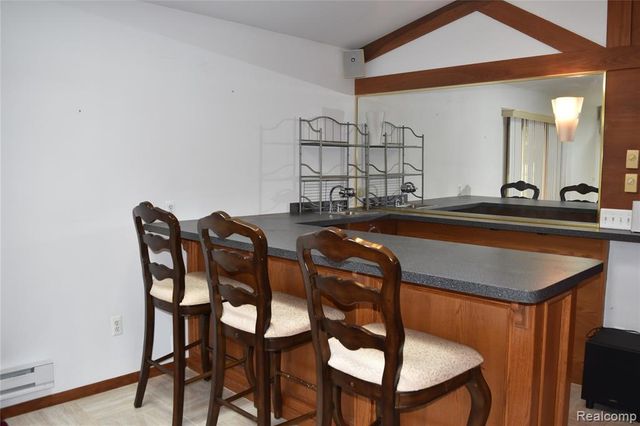 29140 Briarbank Court, Southfield, MI 48034