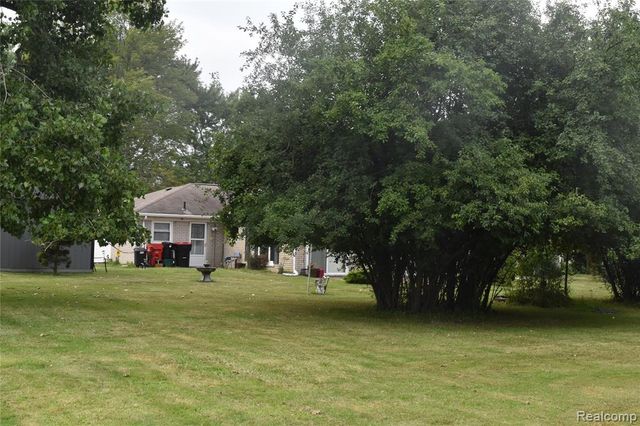 29140 Briarbank Court, Southfield, MI 48034