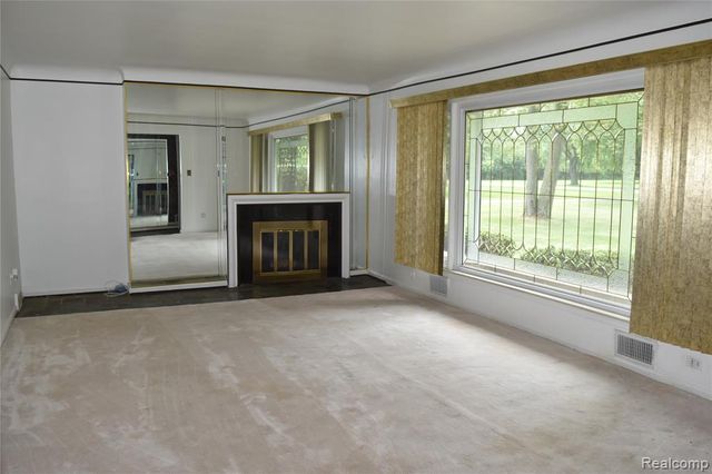 29140 Briarbank Court, Southfield, MI 48034