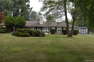 29140 Briarbank Court, Southfield, MI 48034