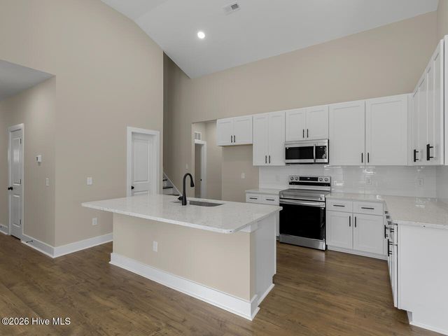 9384 Night Harbor Drive SE, Leland, NC 28451