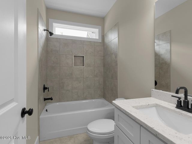 9384 Night Harbor Drive SE, Leland, NC 28451