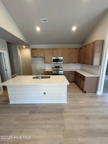 9384 Night Harbor Drive SE, Leland, NC 28451