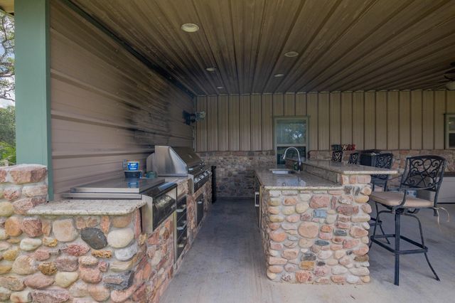 19449 & 19587 Fm 530, Hallettsville, TX 77964