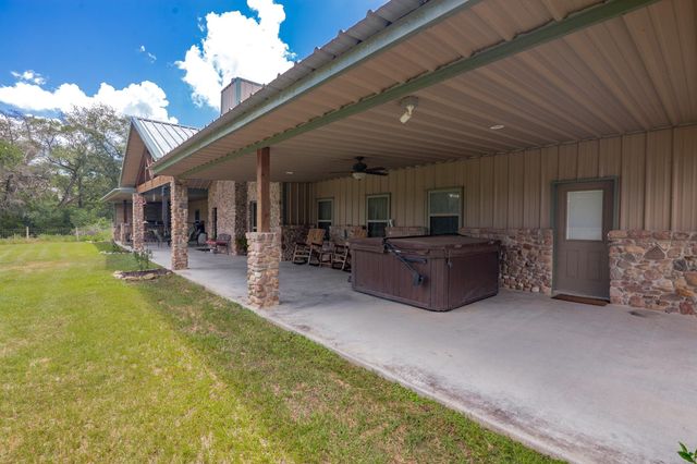 19449 & 19587 Fm 530, Hallettsville, TX 77964