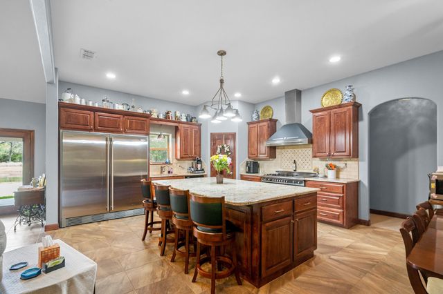 19449 & 19587 Fm 530, Hallettsville, TX 77964