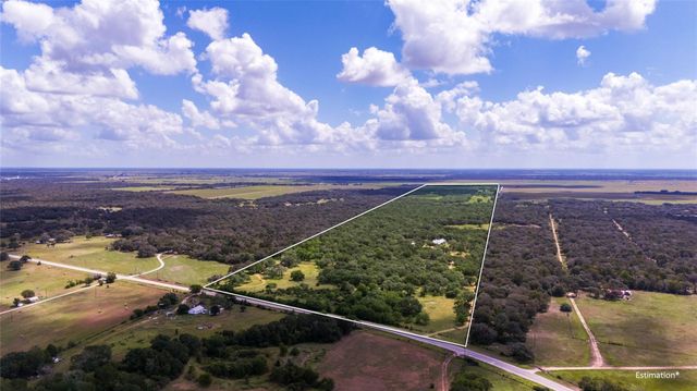 19449 & 19587 Fm 530, Hallettsville, TX 77964