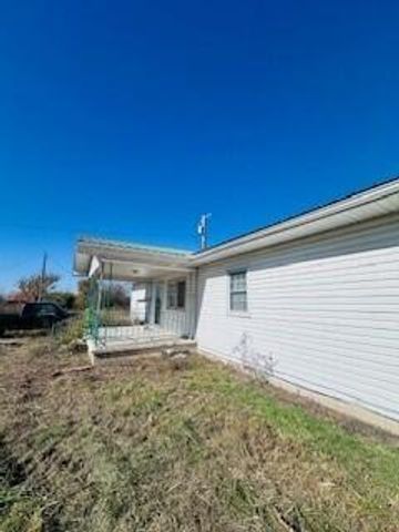 677 South Street, Flemington, MO 65650