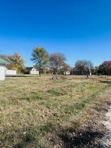 677 South Street, Flemington, MO 65650