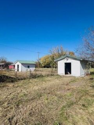677 South Street, Flemington, MO 65650