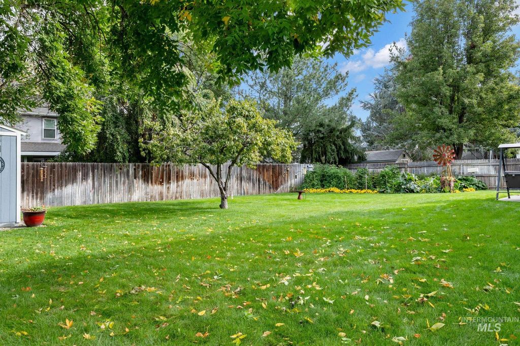 2162 W Santa Clara Dr, Meridian, ID 83642 photo 5