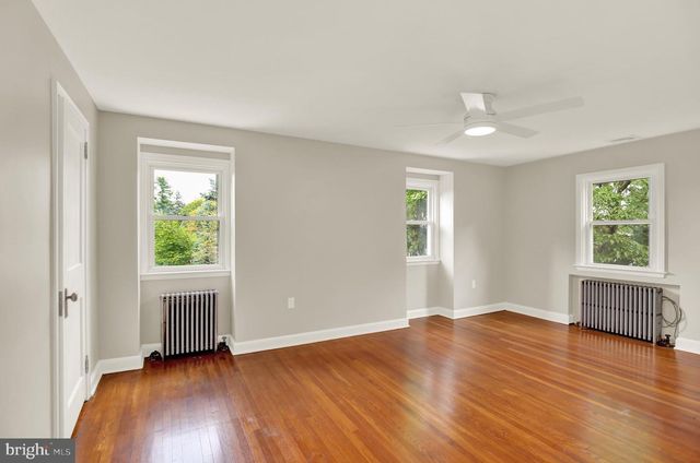 2302 READING BLVD, Reading, PA 19609
