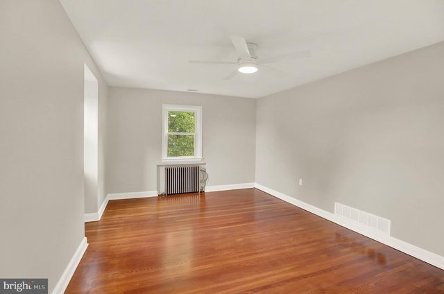 2302 READING BLVD, Reading, PA 19609