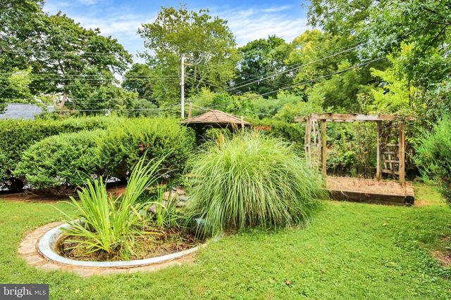 2302 READING BLVD, Reading, PA 19609
