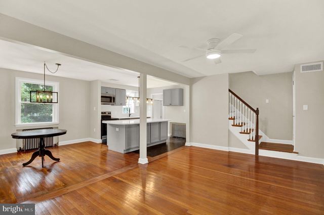 2302 READING BLVD, Reading, PA 19609