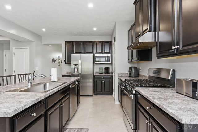 1424 Woodlan Court, Batavia Twp, OH 45102