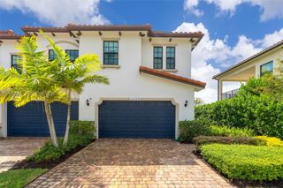 11778 SW 13th Ln, Pembroke Pines, FL 33025