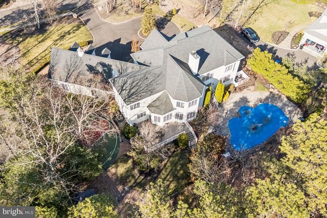 11 CLIFF SWALLOW DR, Medford, NJ 08055