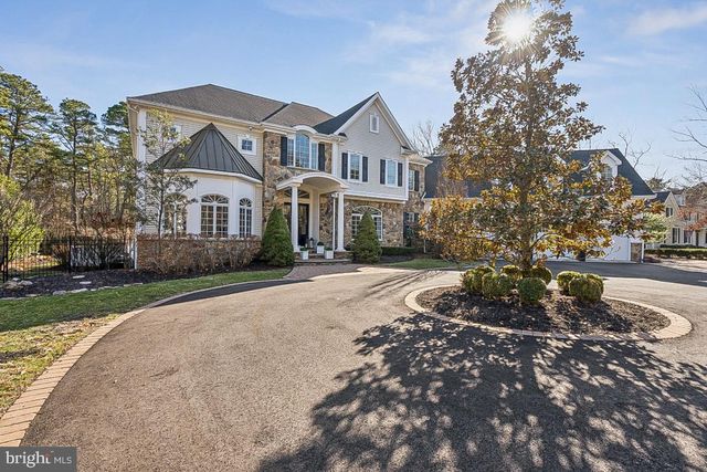 11 CLIFF SWALLOW DR, Medford, NJ 08055